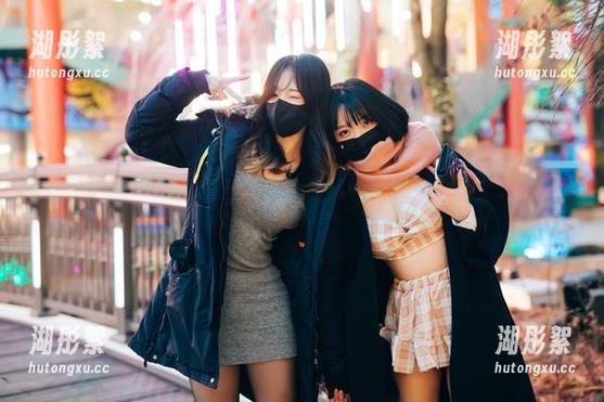 每一张图片都是福利，Son Ye Eun这身制服真让人没眼看。